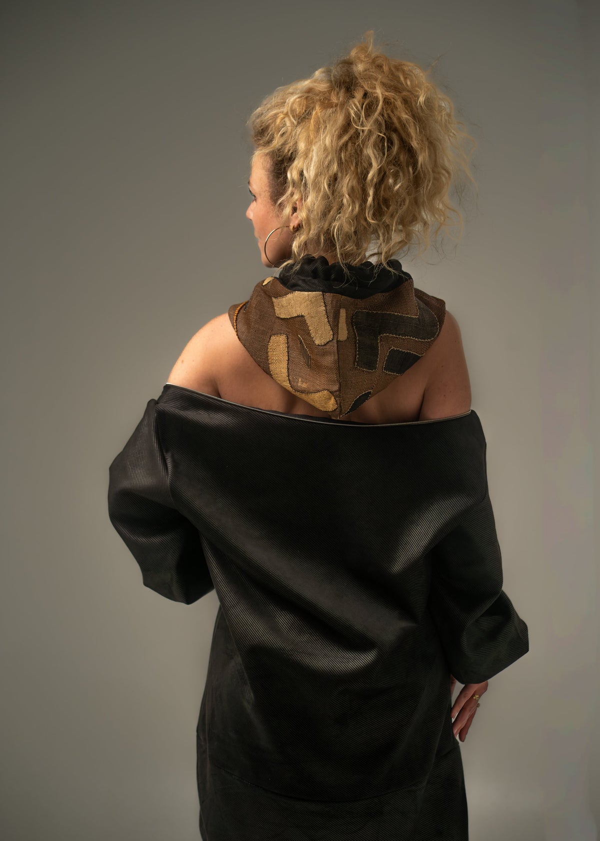 Hoodie Oversize Raw Statement – Afro-Chic – vue 2 – S.Keïdgi