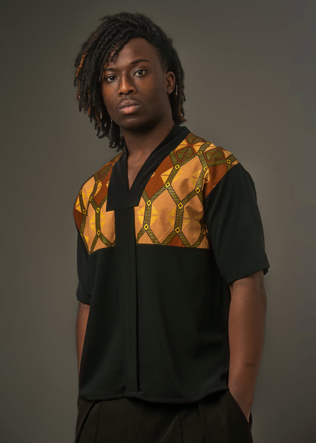 Chemise Kofi – Wax Kente & Crêpe Vert Sapin – vue 2 – S.Keïdgi