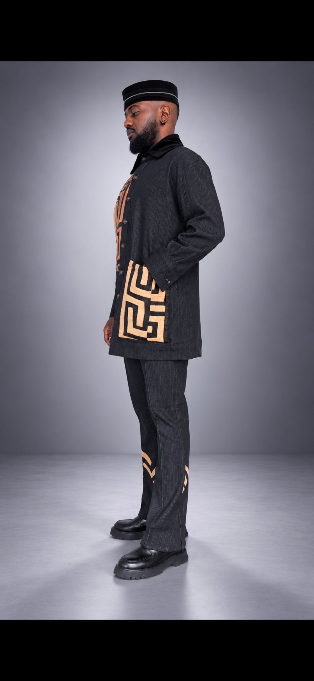 Veste en Jean BOKONZI – Denim & Raphia Kuba Congo – vue 3 – S.Keïdgi
